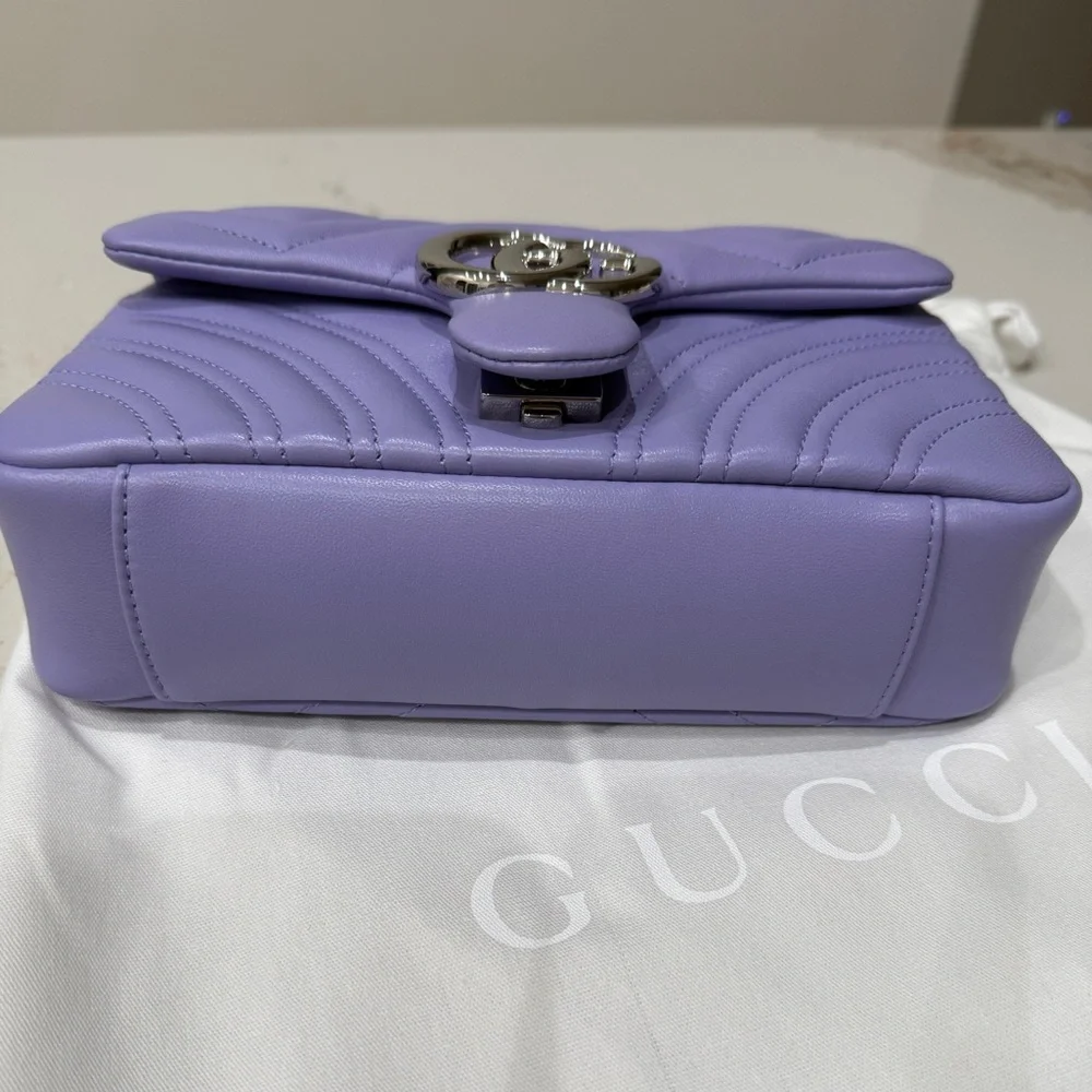 Gucci Light Purple Quilted Chain Shoulder Bag - Picture 4 of 16